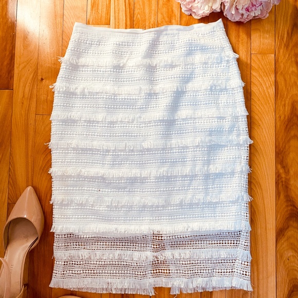 White House Black Market Fringe Lace Pencil Skirt - Picture 1 of 5